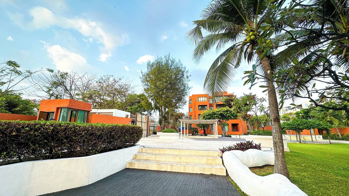 Khao Tao Condo | Great Family condo on Beach with 3 pools