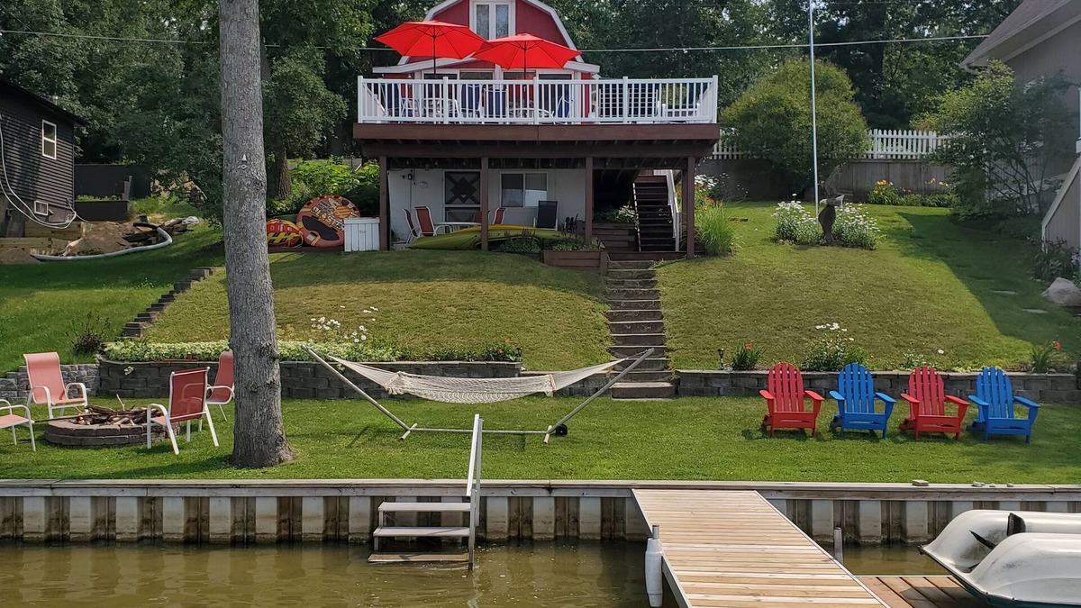 Grant Cottage | Great family cottage on quiet Hess Lake