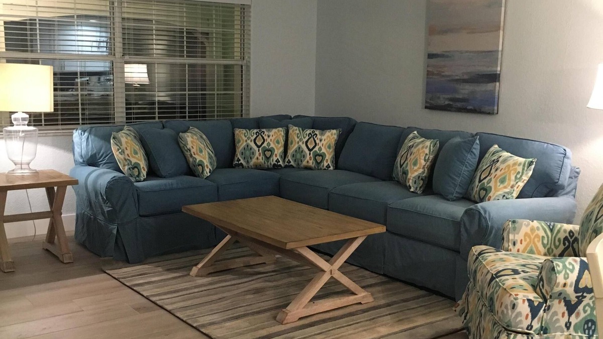 Knollwood Beach House | Great Family Home! Fully remodeled with a pool and close to the beach!