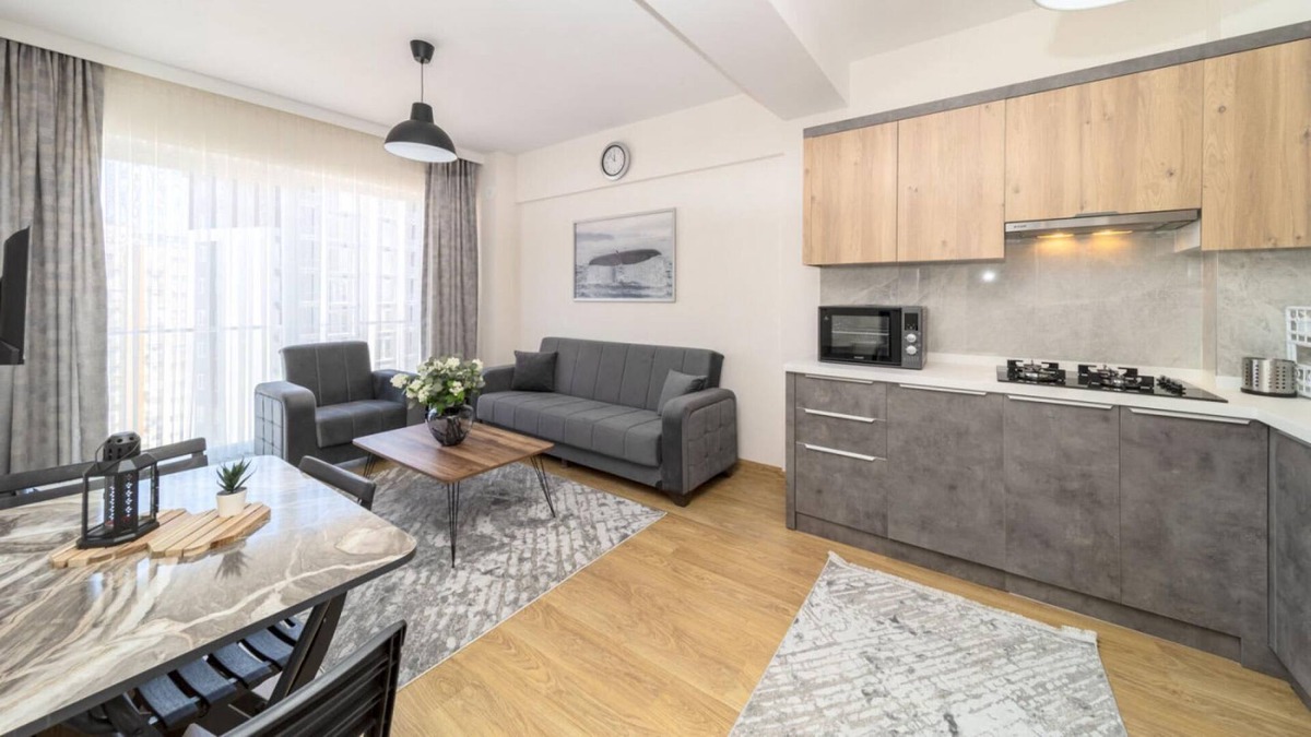 Kepez Apartment | Great Flat with Shared Pool in Kepez