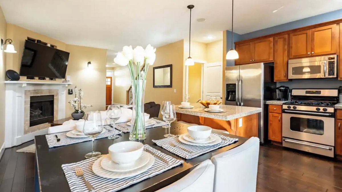 Beaverton House | Great For A Vacation Or Corp Rental