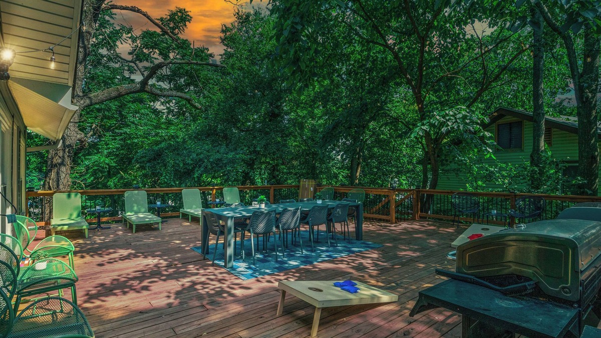 Lake Ozark House | Great for Bachelor/ette parties and Family Gatherings!