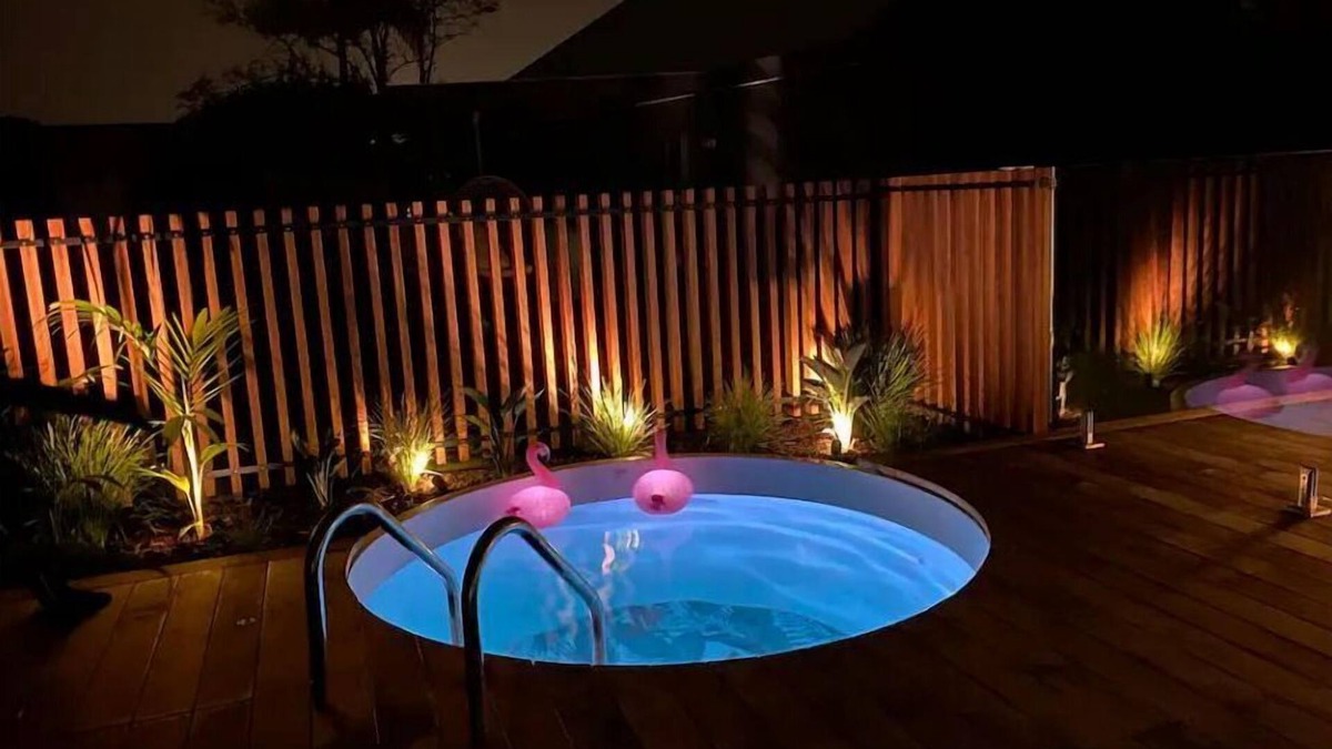 Mount Maunganui House | Great for large families & so much to do! Beach nearby, pool, spa, games room