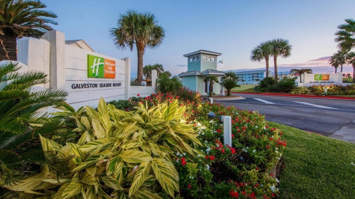 Galveston Resort | Great Galveston getaway resort. Has all the amenities and more.