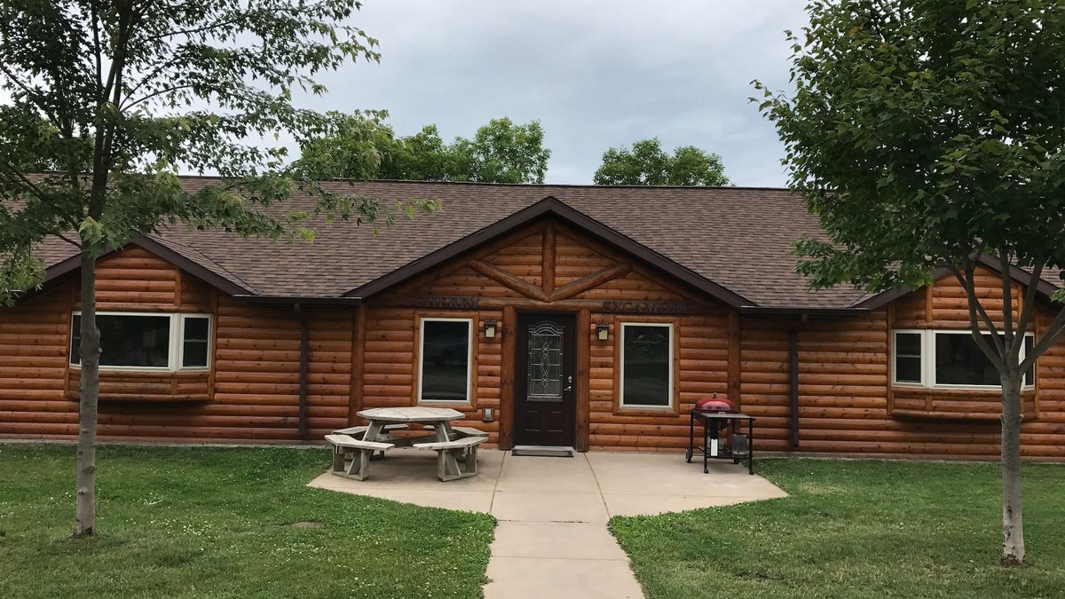 Park Rapids House | Great gathering space with two living areas.