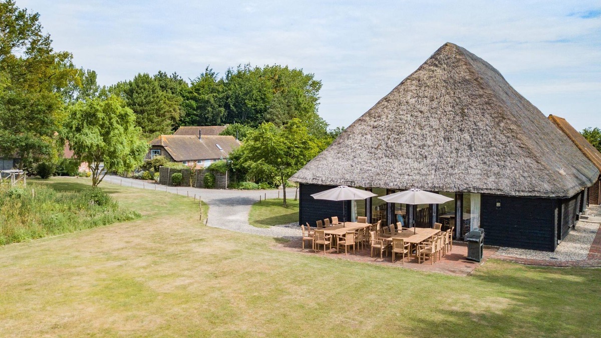 Sittingbourne House | Great Higham Barn Complex by Bloom Stays - sleeps 44 in 13 bedrooms