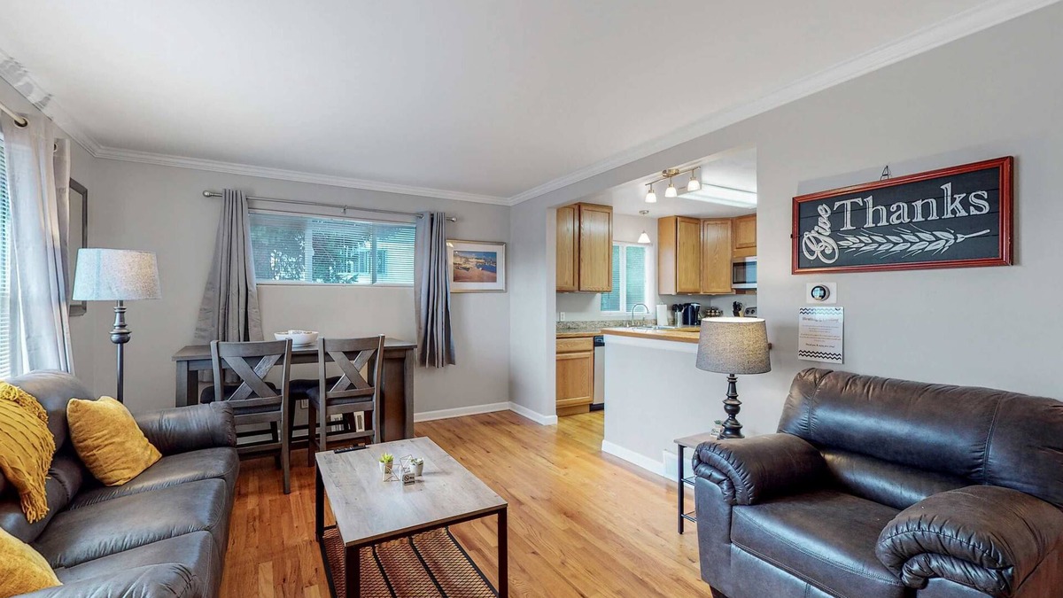 Barnum West House | Great Home 2 King Near Downtown/Red Rocks/Restaurants