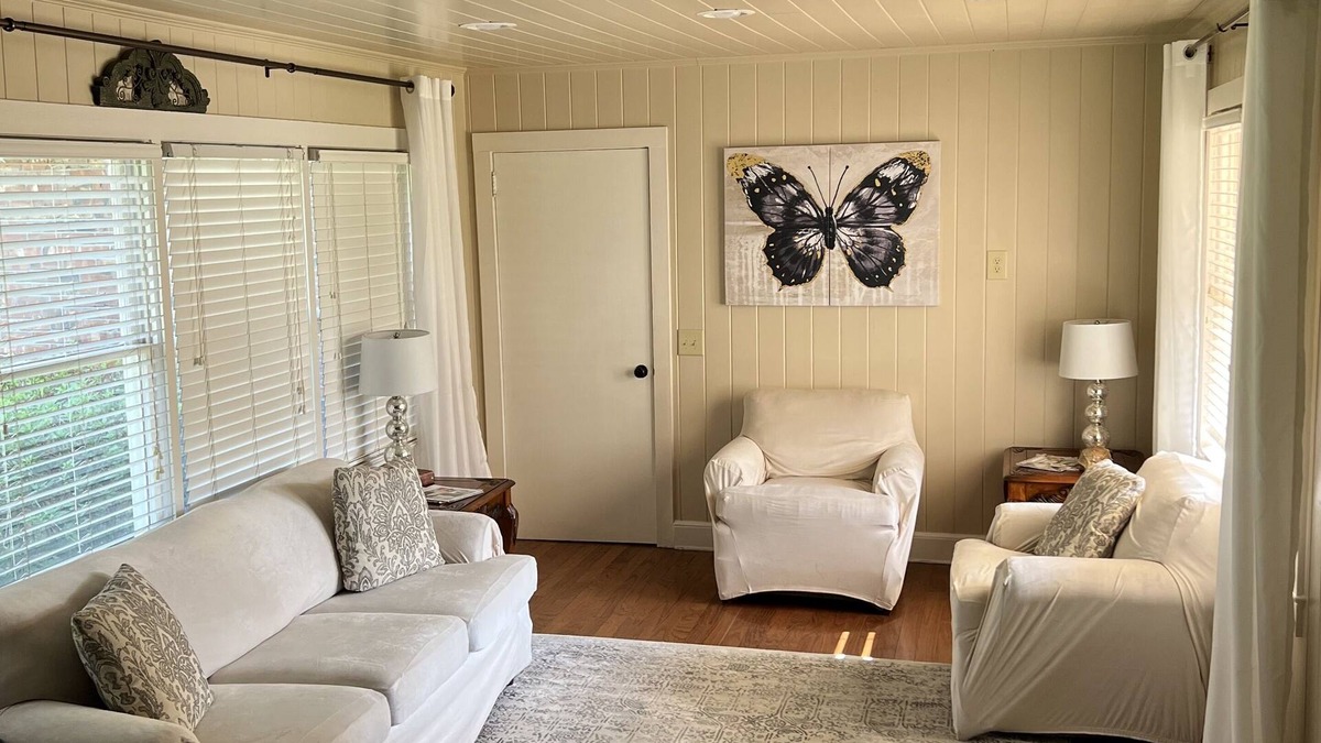 Douglas House | Great home minutes from Downtown Douglas