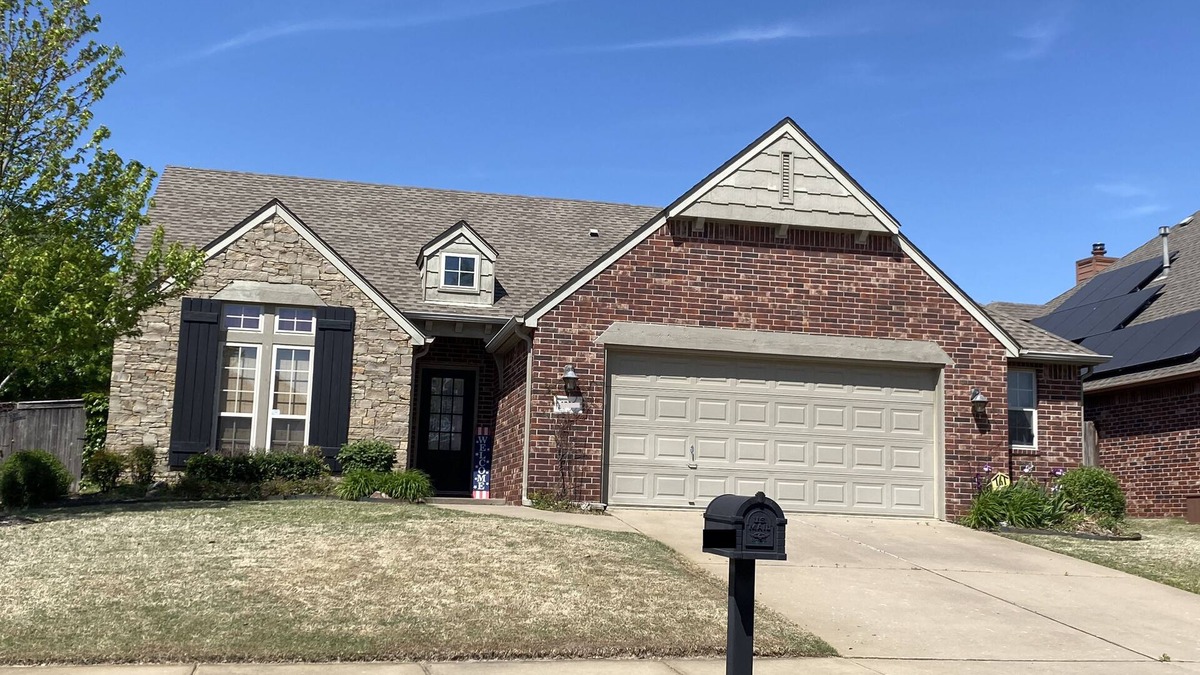 Tulsa House | Great house in a great neighborhood!