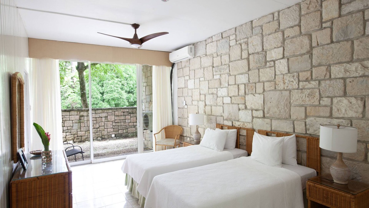 Port Antonio Hotel | Great House Standard Suite, Frenchman's Cove Resort