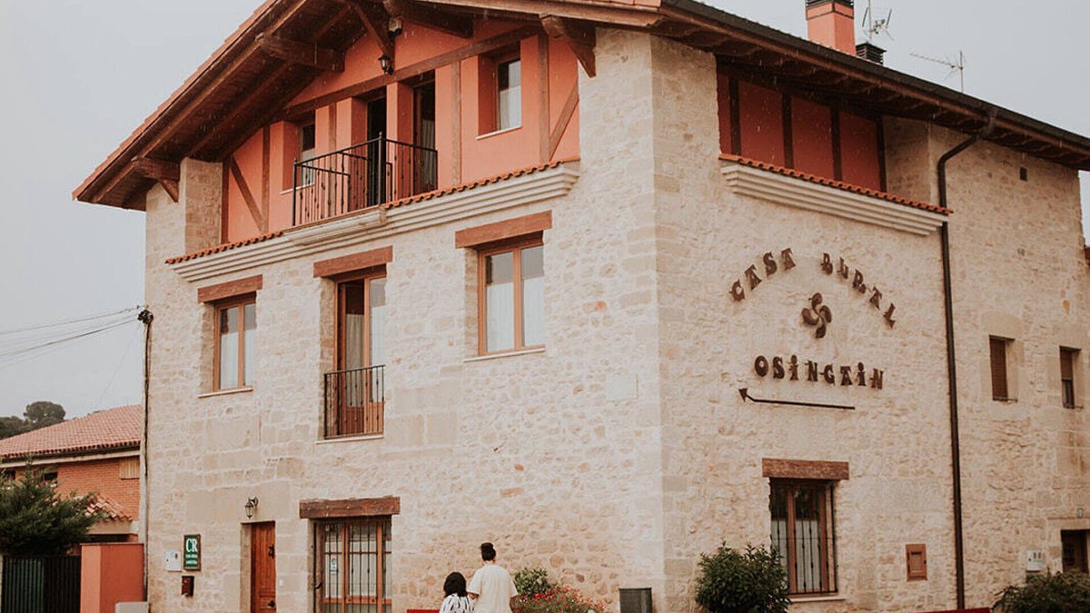 Lantaron Villa | Great house to get to know the Basque Country! Ideal for families and groups.