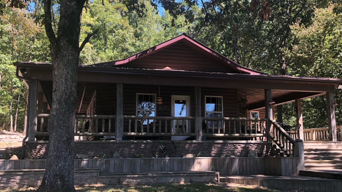 Board Camp House | Great little hideaway in the woods !