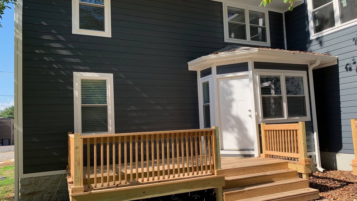 Siloam Springs House | Great Location-2 Queen Bedroom+Twin Loft Sleeps 5