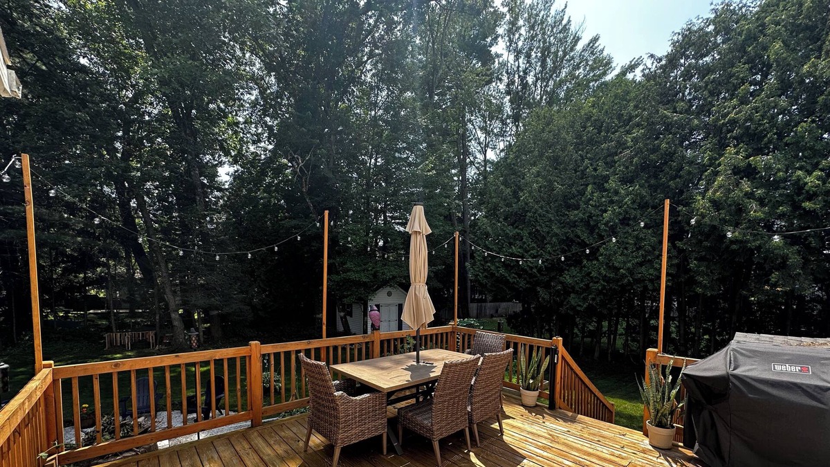 Geyser Crest House | Great location! A short trip to downtown Saratoga, Track and SPAC. Pet friendly!