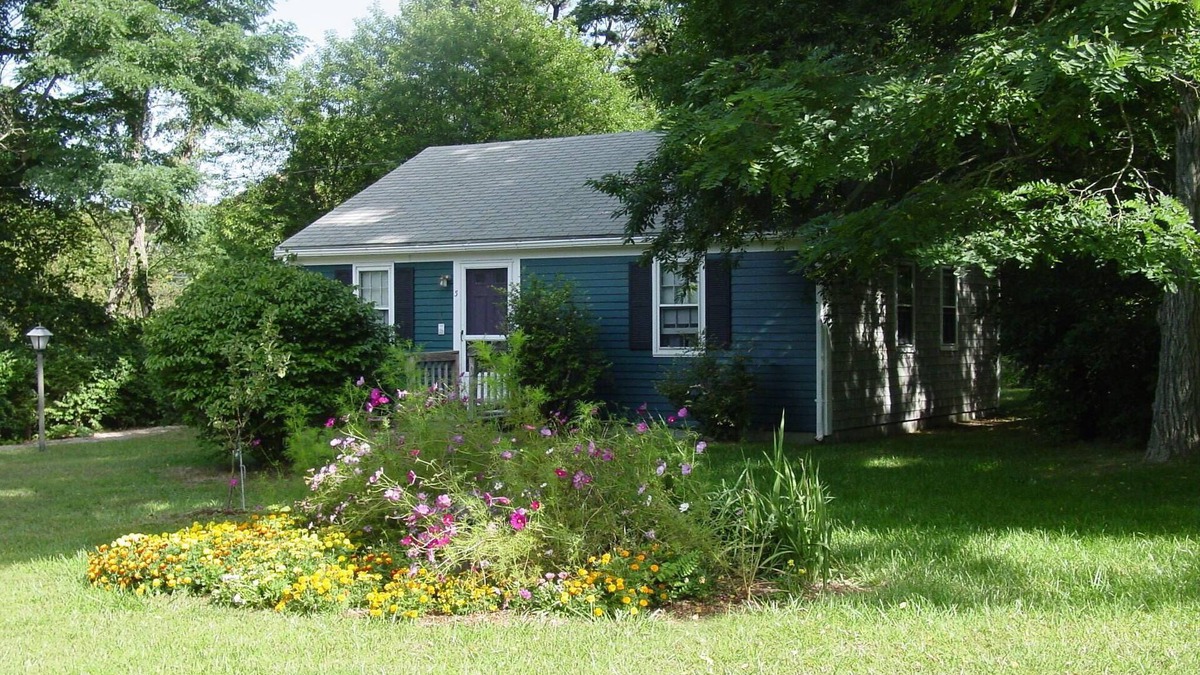Eastham House | Great Location Near Cape Cod National Seashore