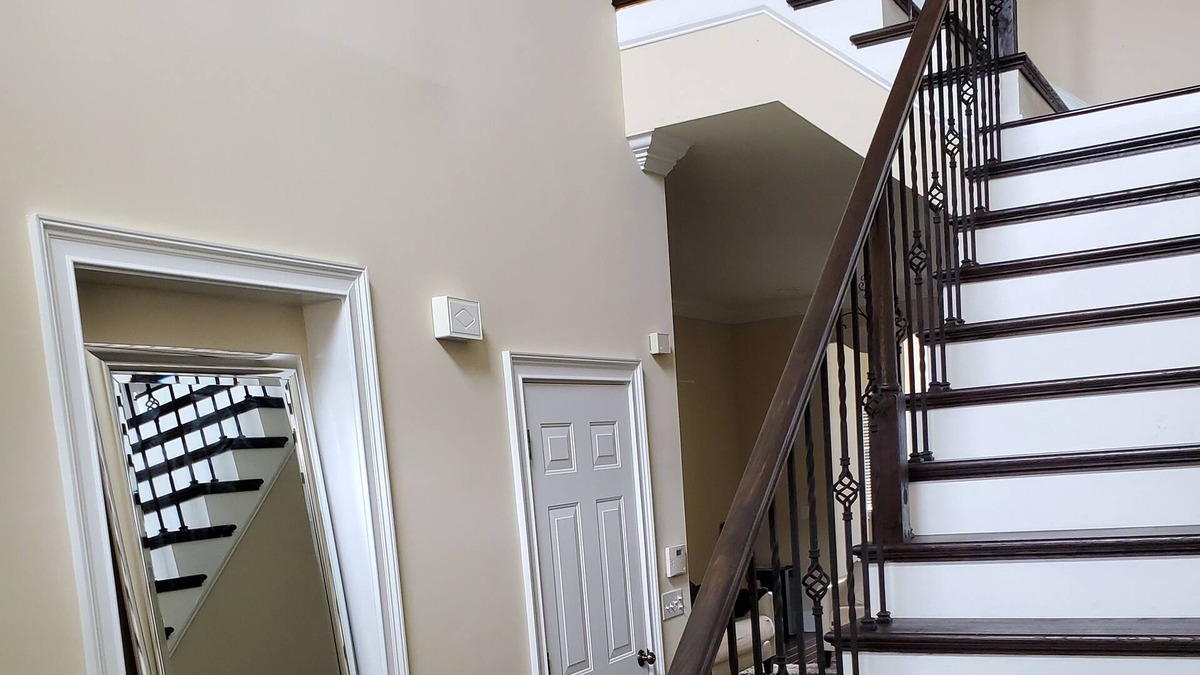 Johns Creek House | Great luxury space in sought after 'Gated Johns Creek townhome community'