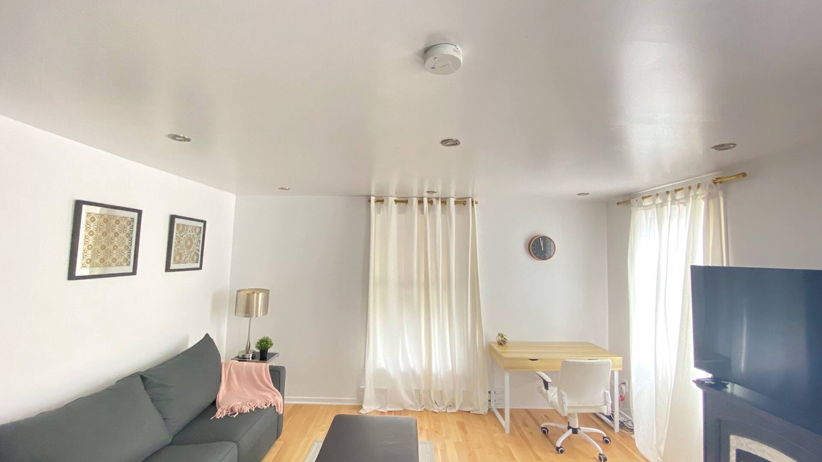 Grimsby Apartment | Great Natural Light apartment in Historic Building