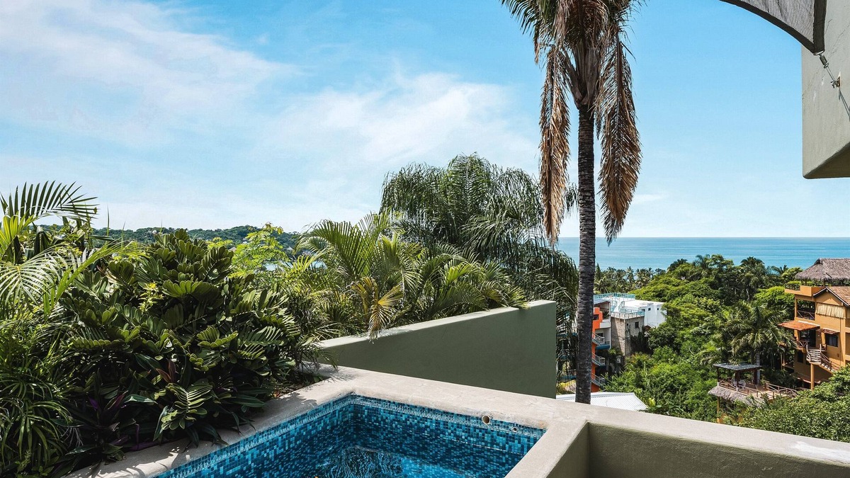 North End House | Great ocean views with private dipping pool!