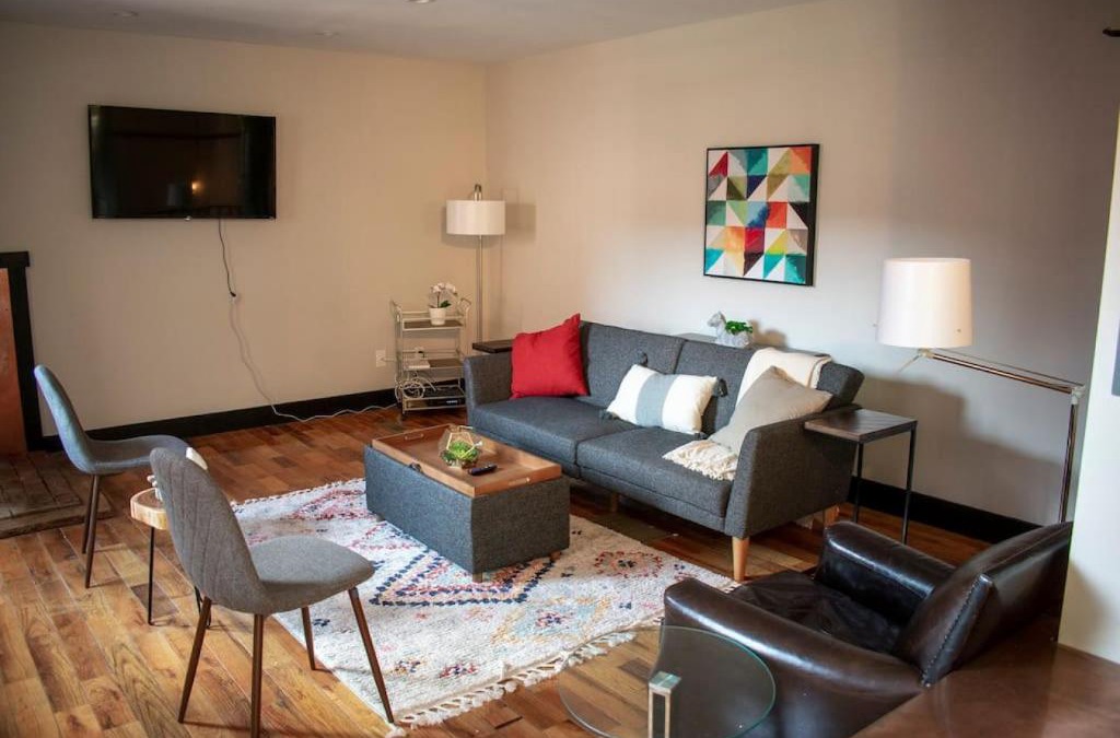 Pendleton House | Great Parkside Apt w Private Patio and Sun Deck