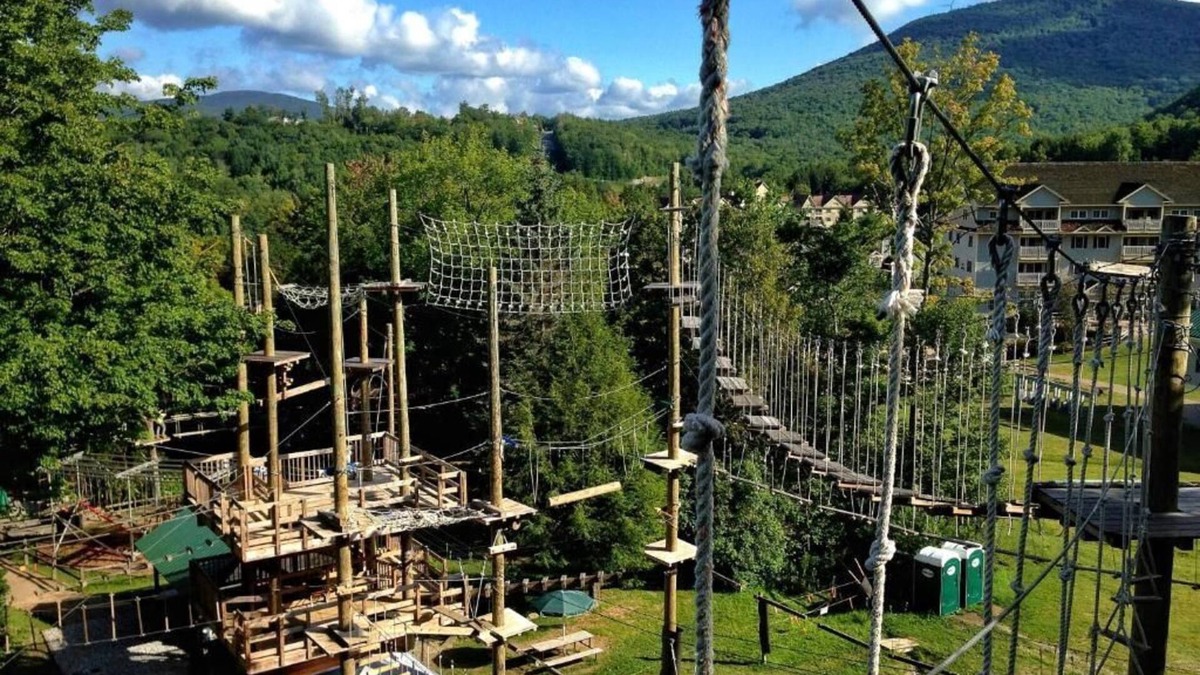 Hancock Condo | Great Pet Friendly Condo at Jiminy Peak for all Seasons