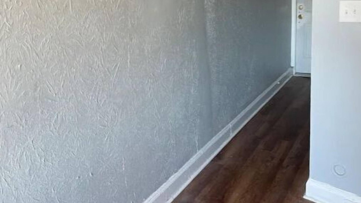 Lockland Apartment | Great Place, Corner Views! #1