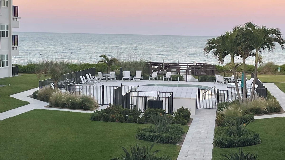 Central Beach Condo | GREAT PLACE FOR OCEAN FUN!