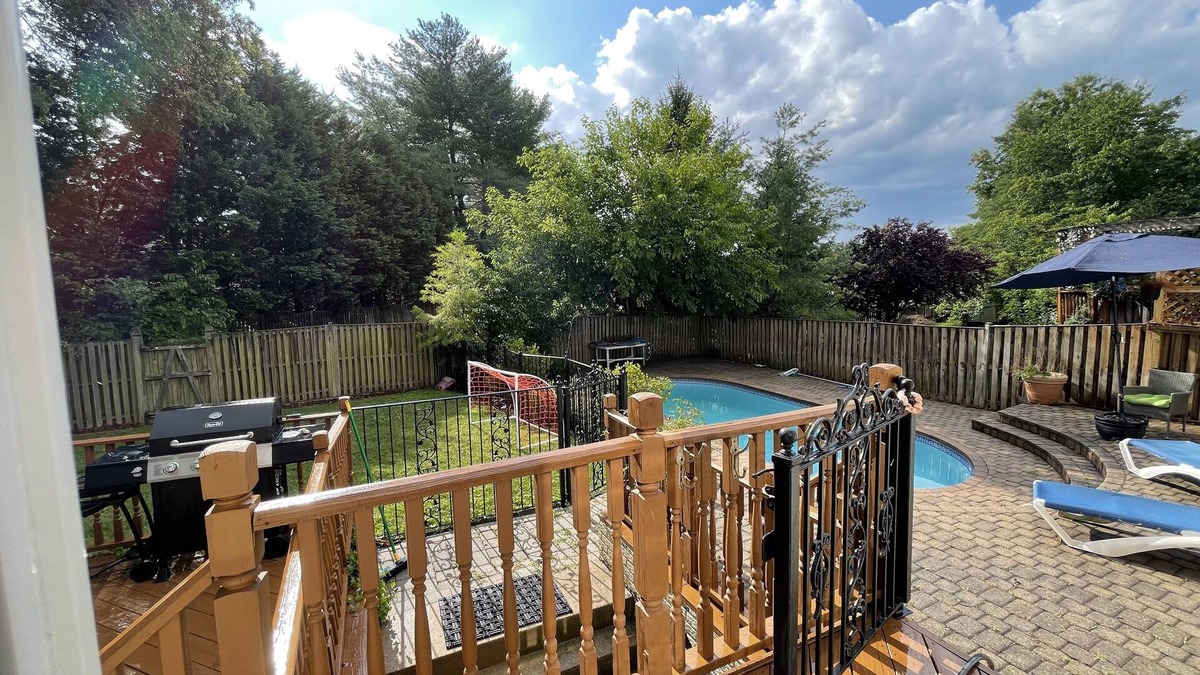 Franconia House | GREAT PLACE TO CALL HOME AT A GREAT LOCATION