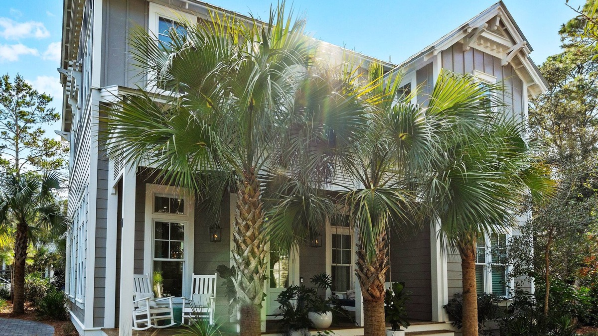 Hammocks of Seagrove House | Great Rates! Beautiful Beach Cottage Located in The Hammocks