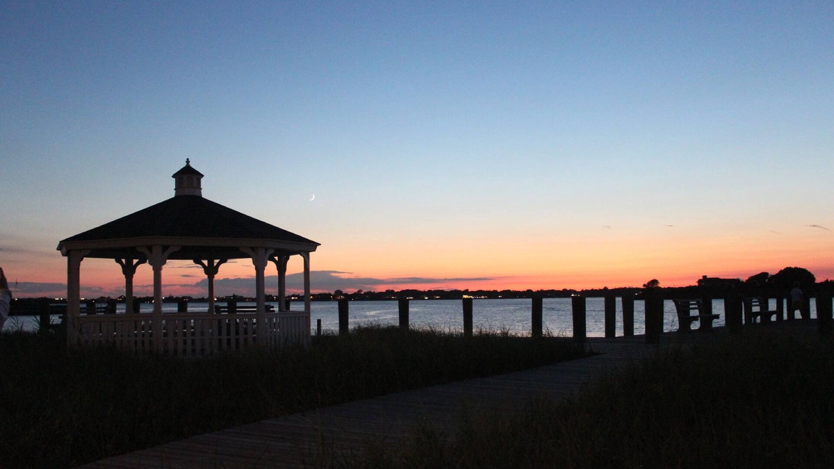 Quogue House | Great Summer Hamptons Beach Getaway - Monthly and Seasonal rental available