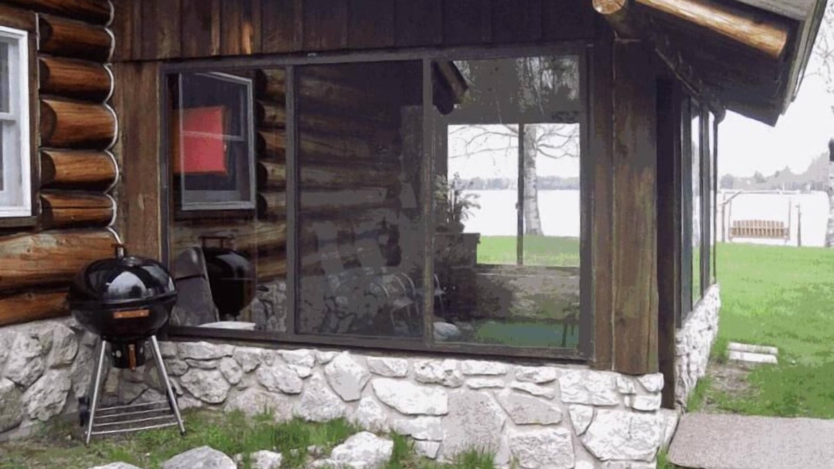 Rudyard Cabin | Great sunset views, private setting - many amenities - bathroom renovation 2024