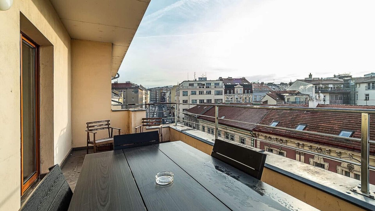 Zizkov Apartment | Great Terrace in Big, Central Flat