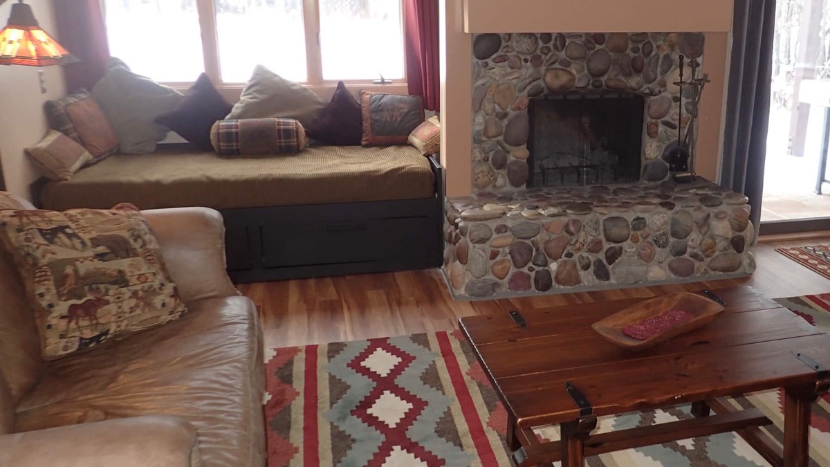 Moose Wilson Road Condo | Great Value in the Aspens, Between Jackson & Teton Village