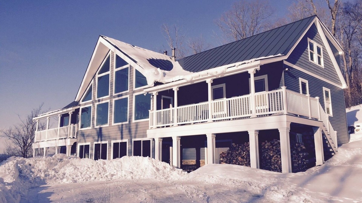 Central Vermont- Killington House | Great View/Full Serv. Sleeps 12-no bunks, Hot Tub, Sauna, 2mi to base 3 bd, 2.5b
