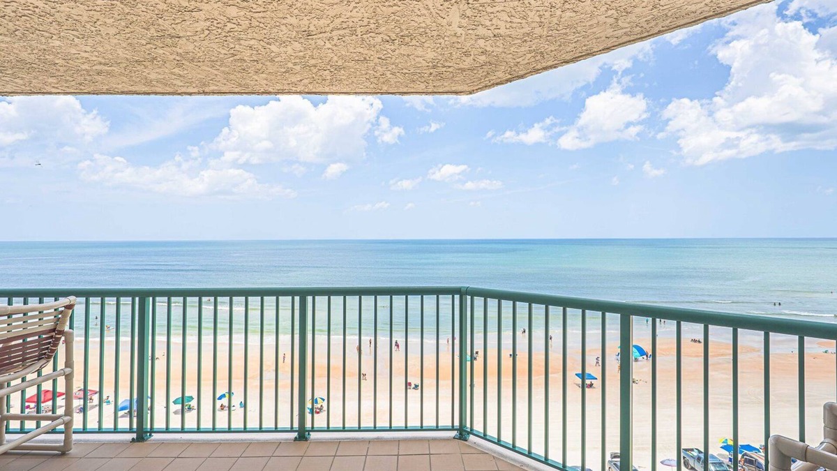 Daytona Beach Shores Apartment | Great Views at 602 Twin Towers - Direct Oceanfront - 2/2
