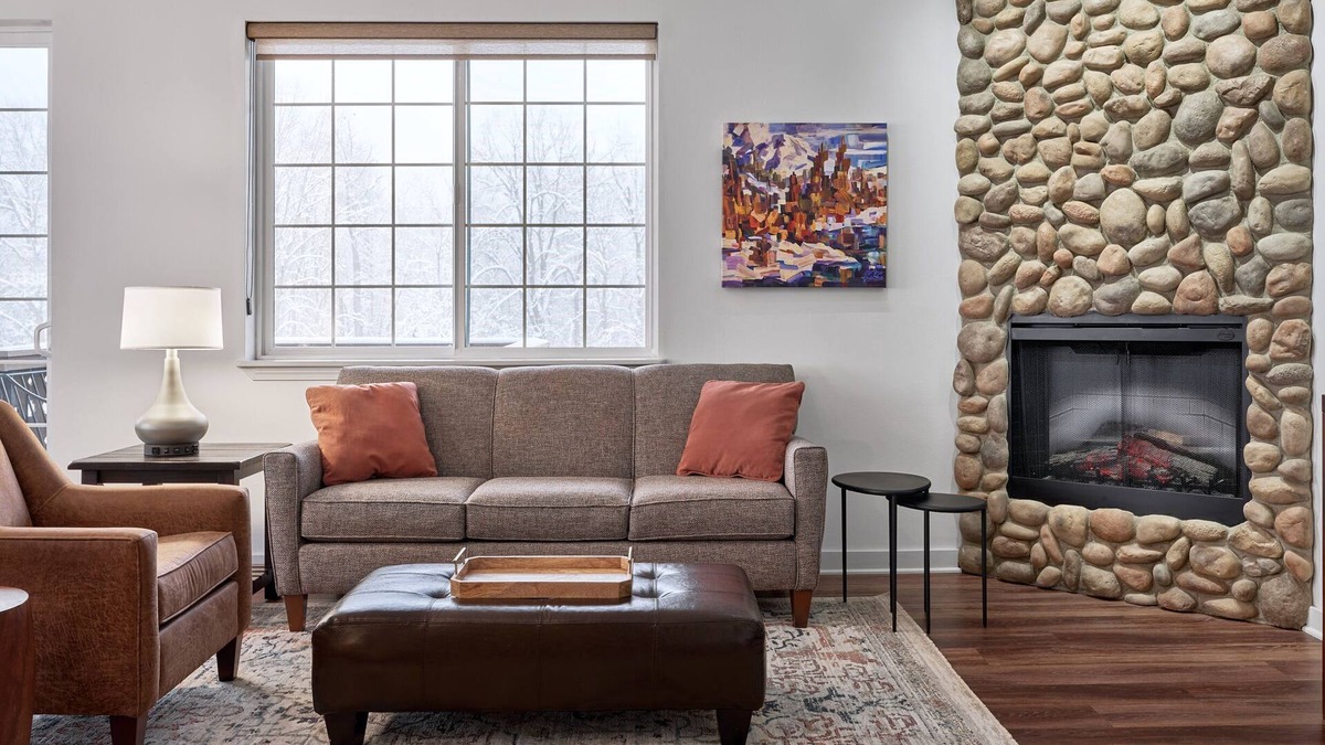 Downtown Leavenworth Condo | Great Views from 2-bedroom condo in Downtown Leavenworth