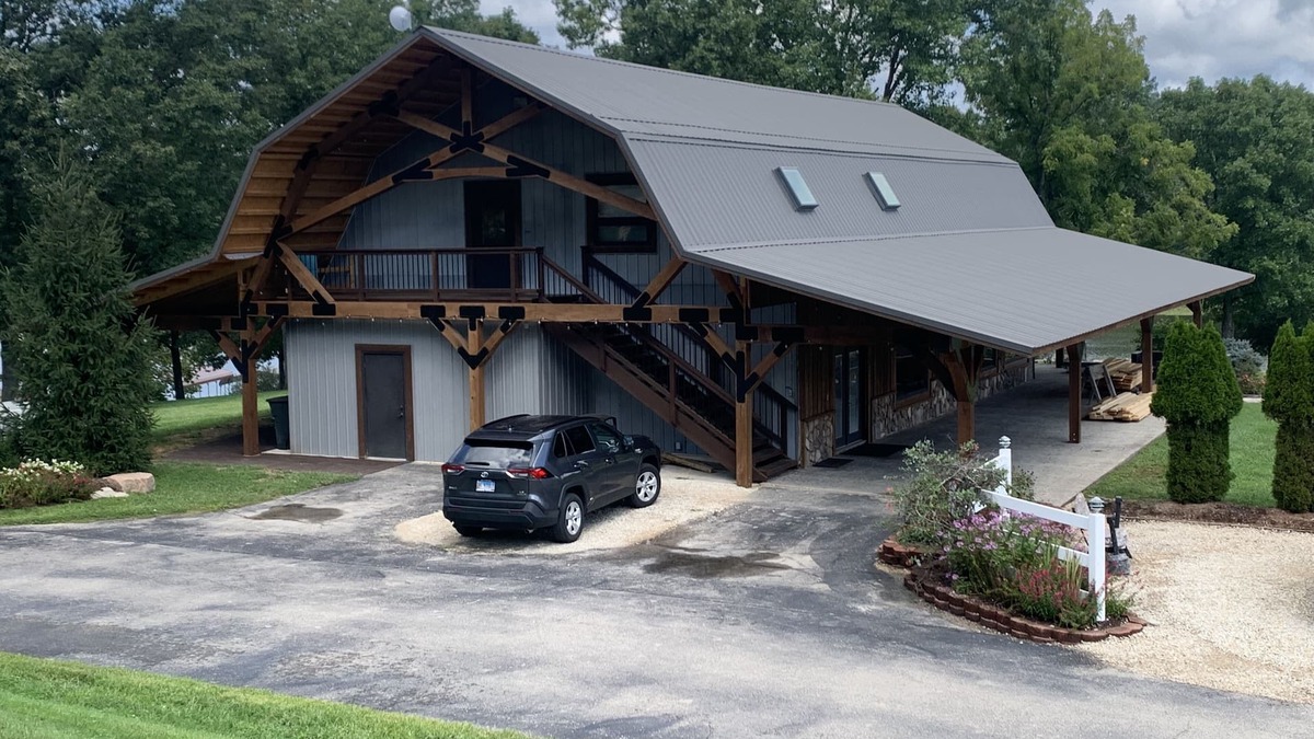 Rolla House | Great Views | Lakeside | Family-Friendly Barn | Reunions, Events, Retreats