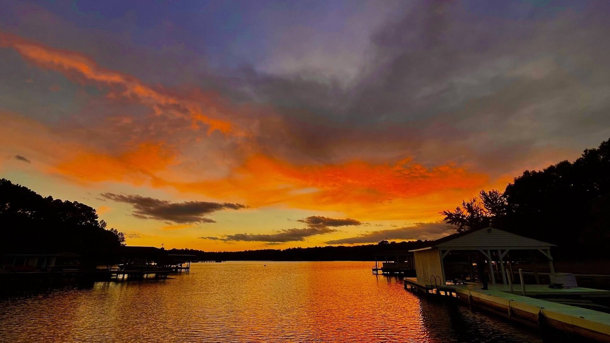 Bumpass House | Great waterfront relaxation!