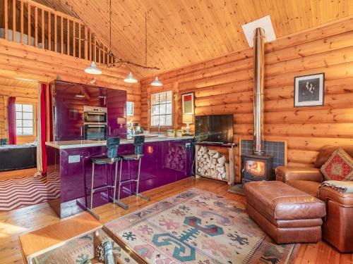 Norwich House | Grebe Lodge Lodge 6
