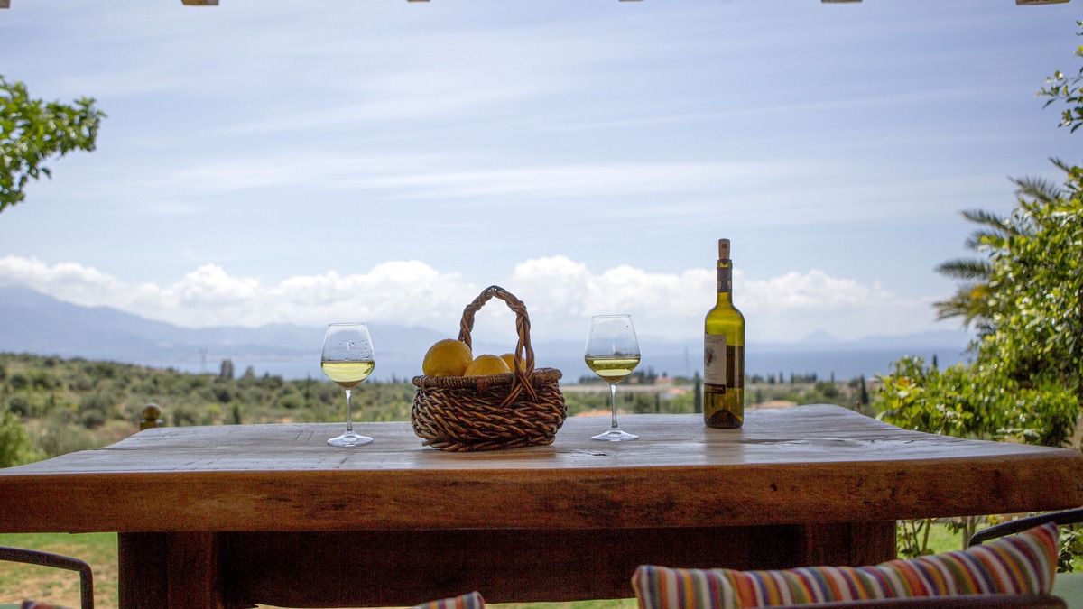 Gefira Mpania House | "Greek Boho" Luxurious Villa near Nafpaktos!