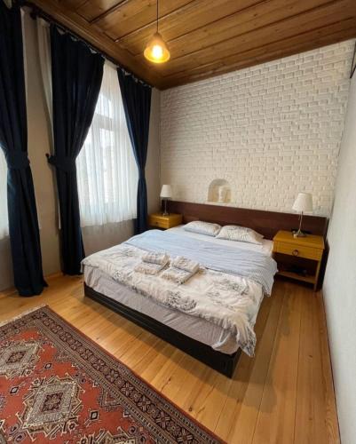 Bergama House | Greek House with Terrace - Bachman Hause