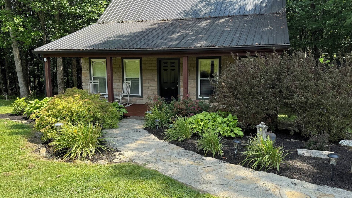 Nancy House | Green Acres by the water