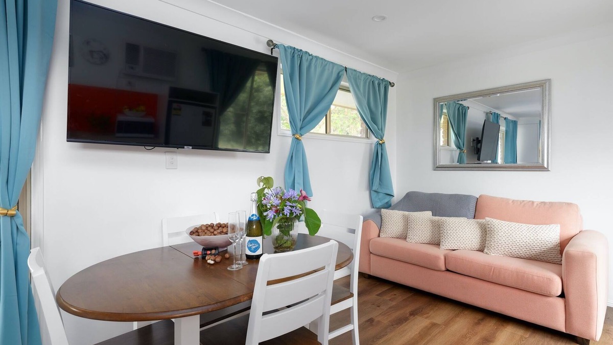 East Deep Creek Cottage | Green Acres Cottage -'Getaway' - East Deep Creek