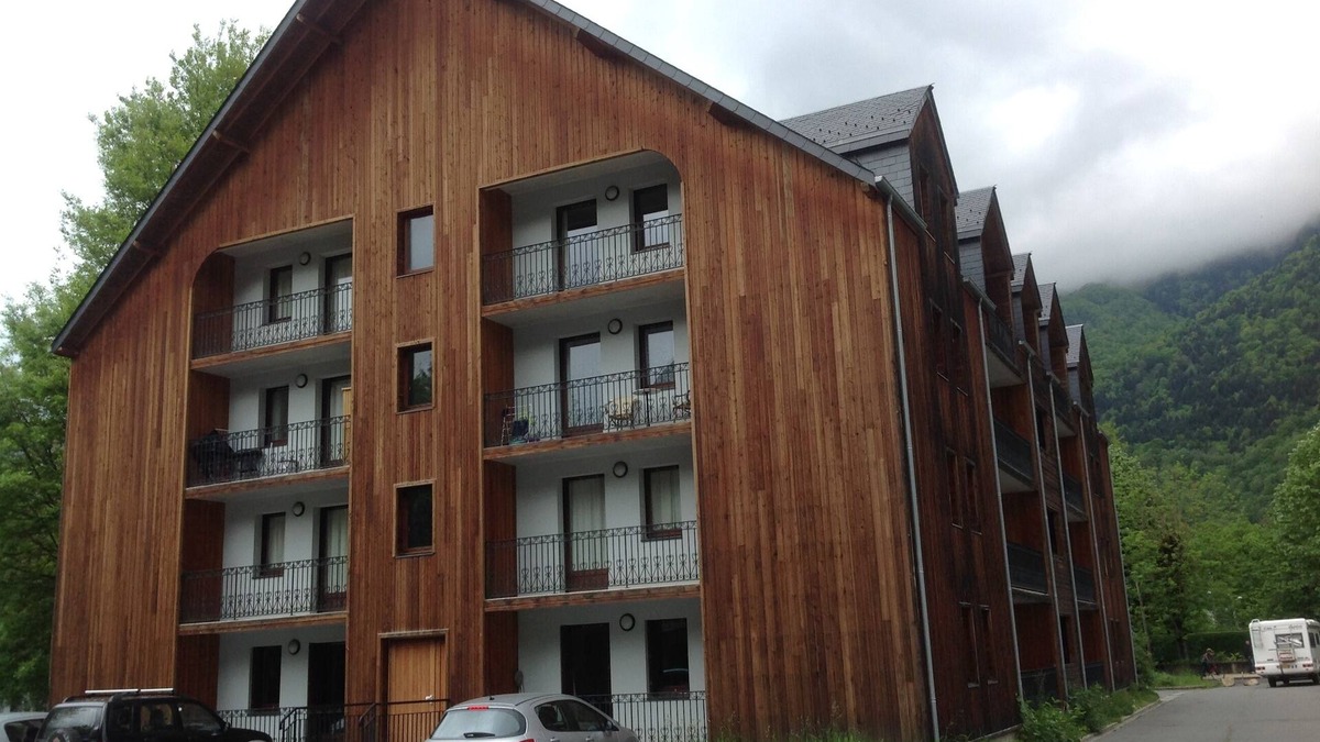 Bagneres-de-Luchon Apartment | Green break: Appart. T3 * Furnished Tourism