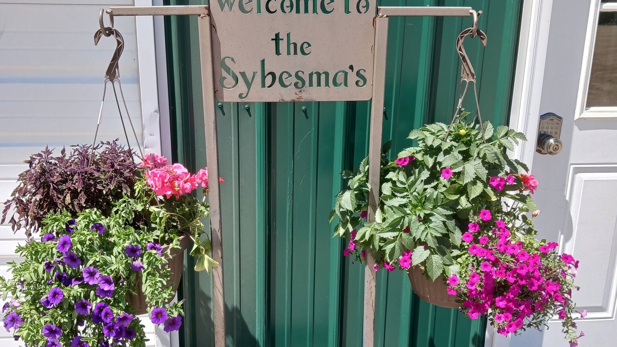 Platte House | Green Cedar Lodging - your play and stay destination.