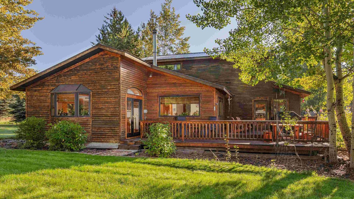 Wilson House | Green Circle Lodge: Quiet getaway in Wilson with Mountain views