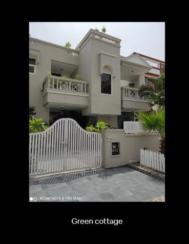Panchkula Urban Estate Apartment | Green Cottage