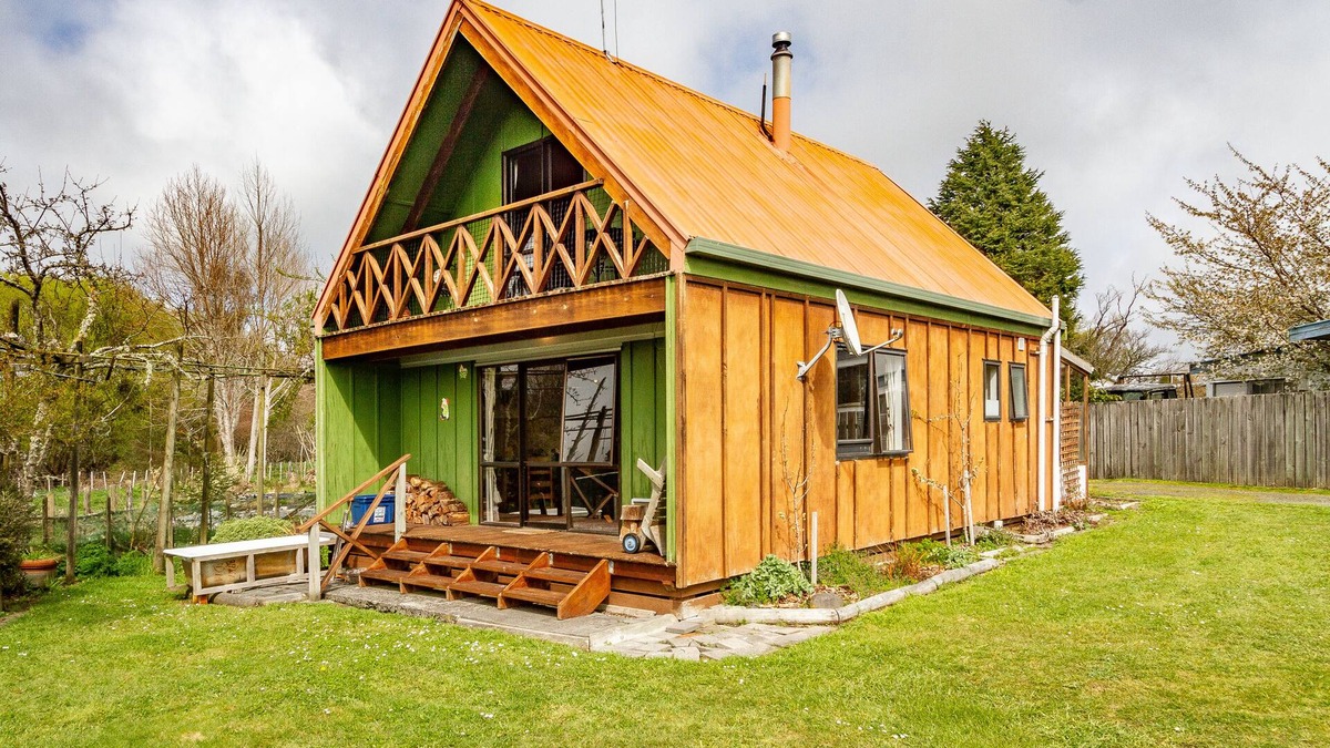Raetihi House | Green Gables Raetihi - Ohakune Holiday Home