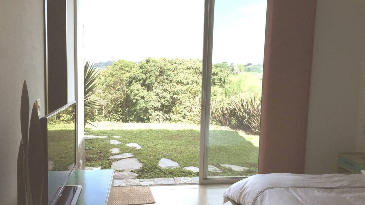 Luna Park House | Green Garden Views in Circasia
