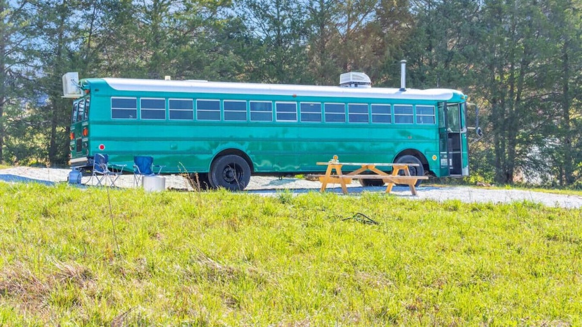 Nelson House | Green Giant : Glamp w/ Amenities, Wine/Beer, Views