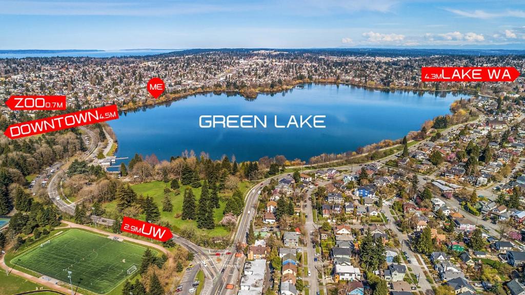 Phinney Ridge Villa | Green Lake 1st Line Home B with Central Air Conditioners